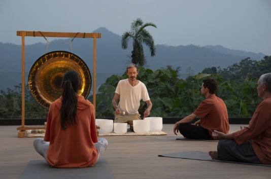 Korimana - Balcony - Outdoor - Sound Healing Session (3)